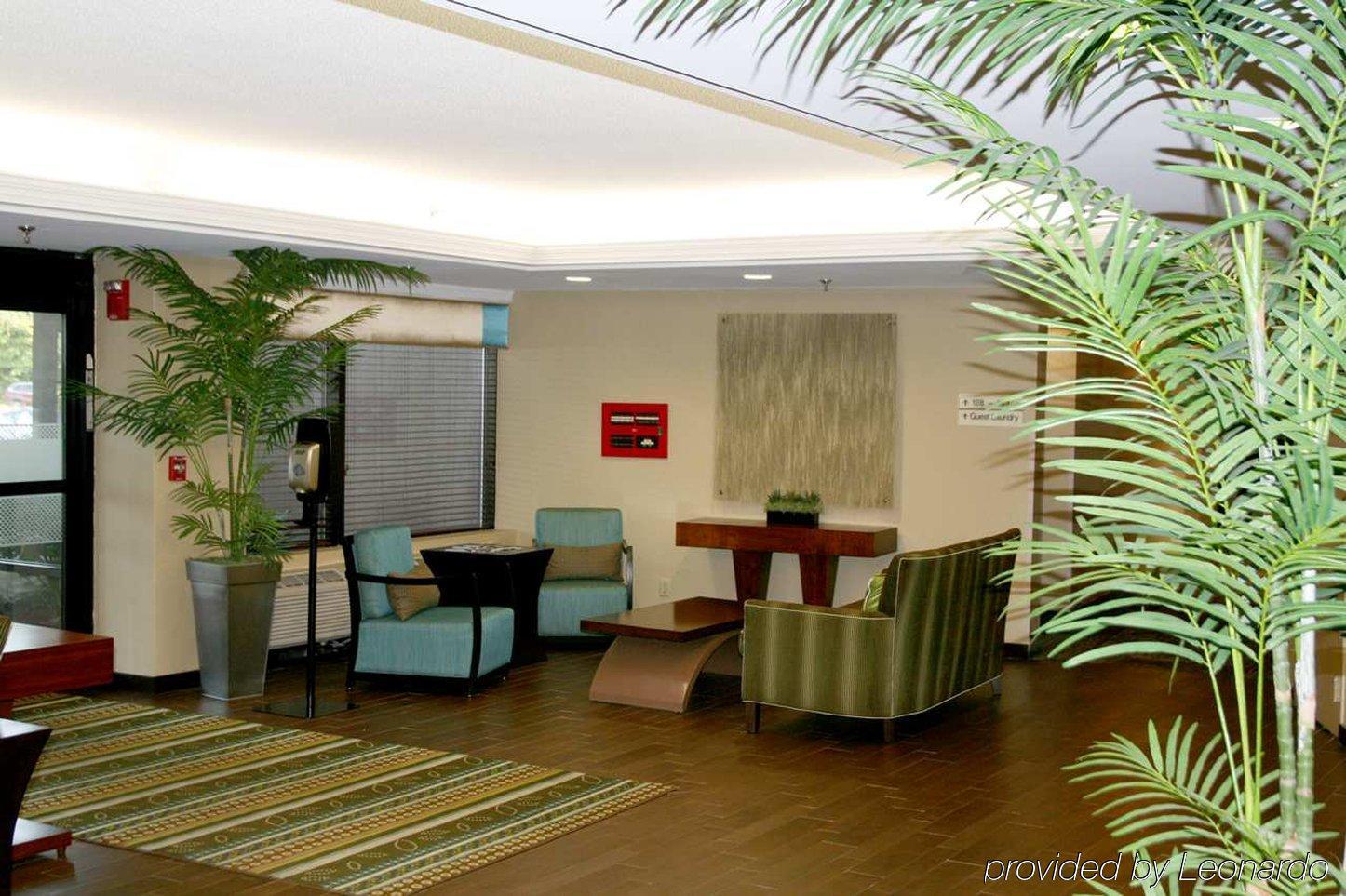 Hampton Inn By Hilton Milford Beltér fotó